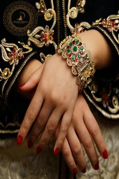 Traditional bracelet