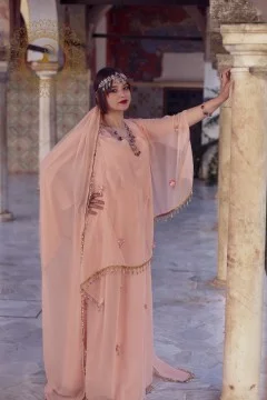 Yamina outfit - orientaletendance