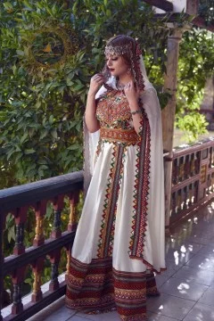 Kabyle ceremonial dress - orientaletendance