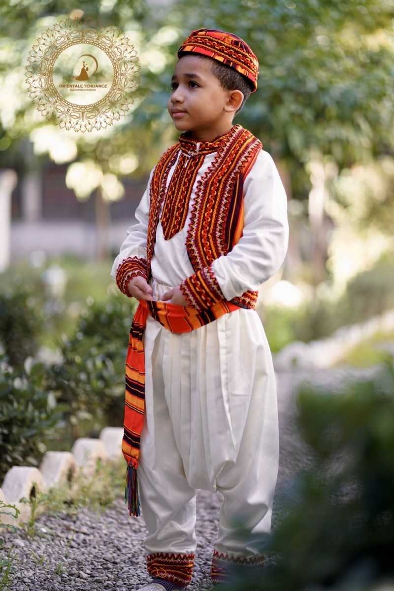Mohand ceremonial outfit
