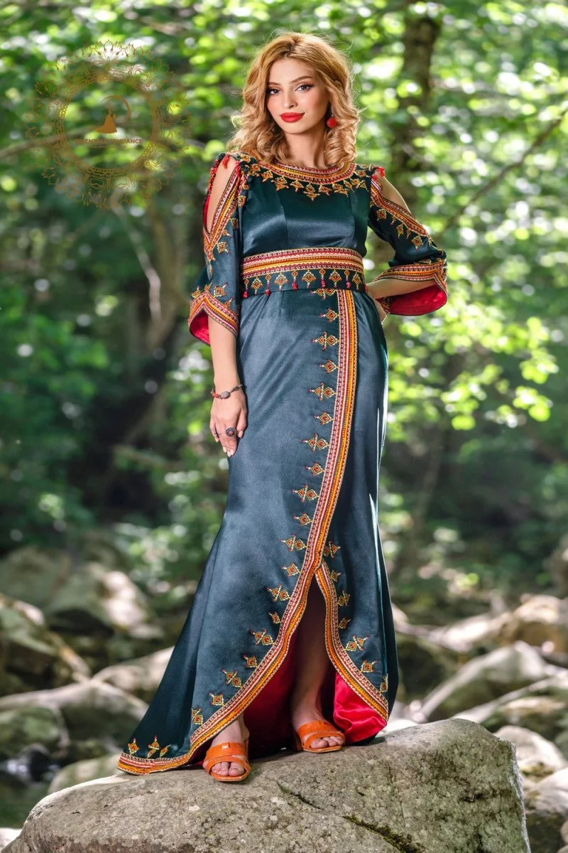 Les plus belles robes kabyle du moment (2 Les plus belles robes kabyle du moment (2