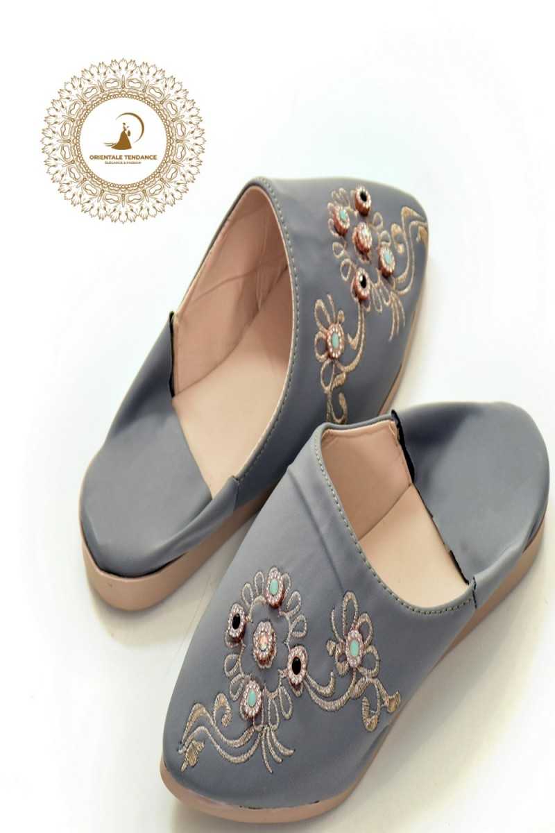 Trendy slipper