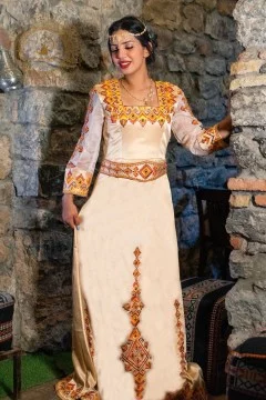 Kabyle dress ceremony - orientaletendance