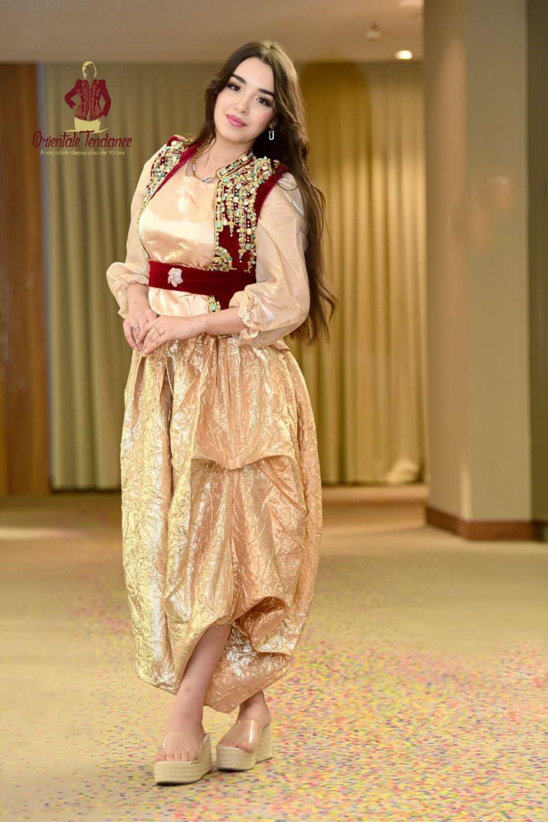 Tenue Algérienne traditionnelle Ghlila Algérienne Houda.
