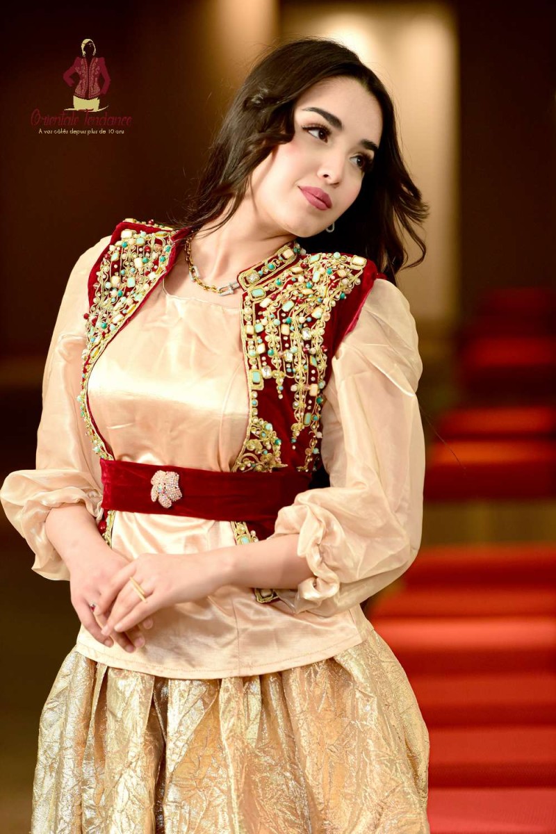 traditional-ghlila-algerian-houda-outfit