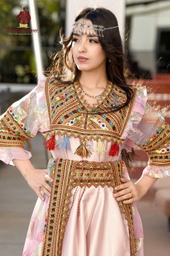 Robe Kabyle de Cérémonie Thiziriya traditionnelle Robe Kabyle de Cérémonie Thiziriya traditionnelle
