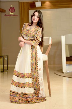 Vente en ligne Robe Kabyle Azenza de cérémonie blanche