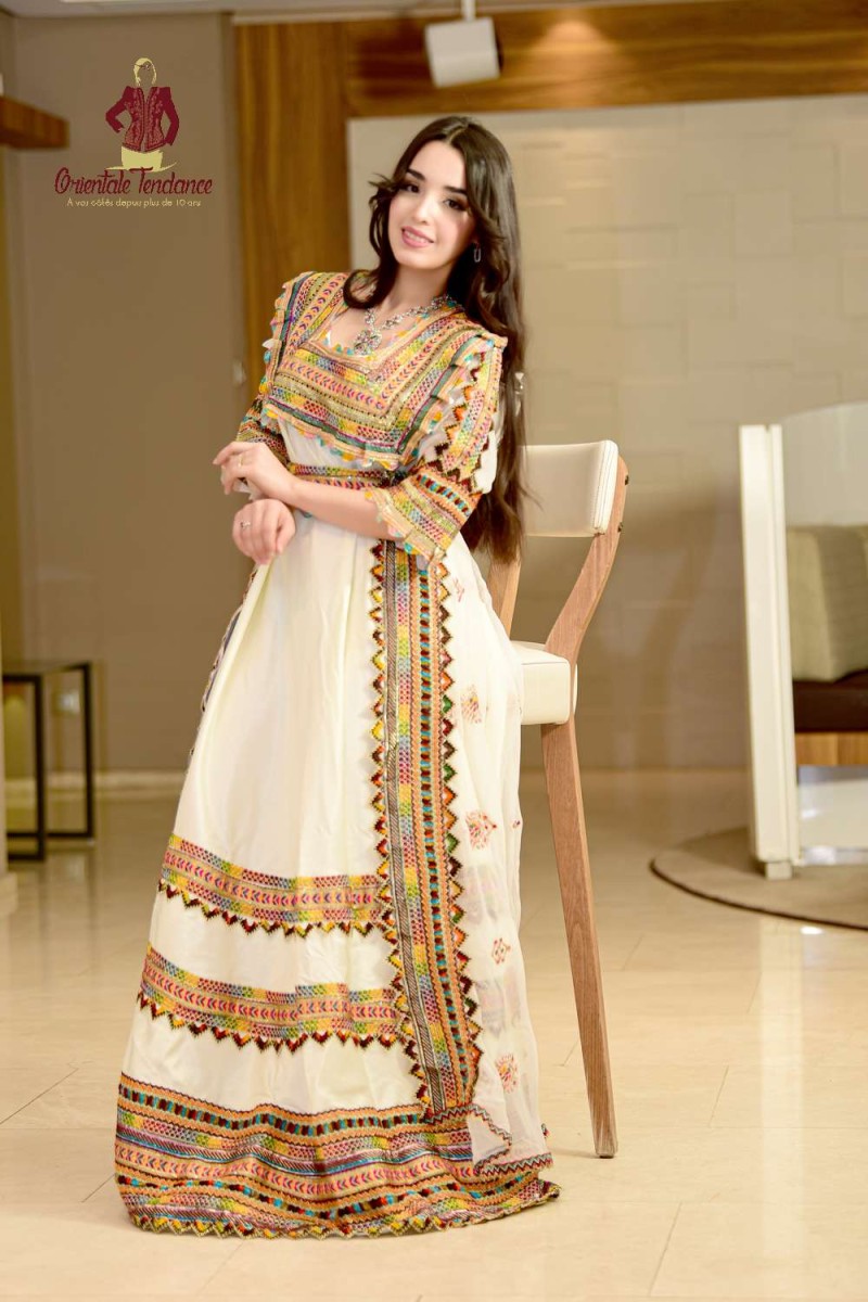Vente en ligne Robe Kabyle Azenza de cérémonie blanche