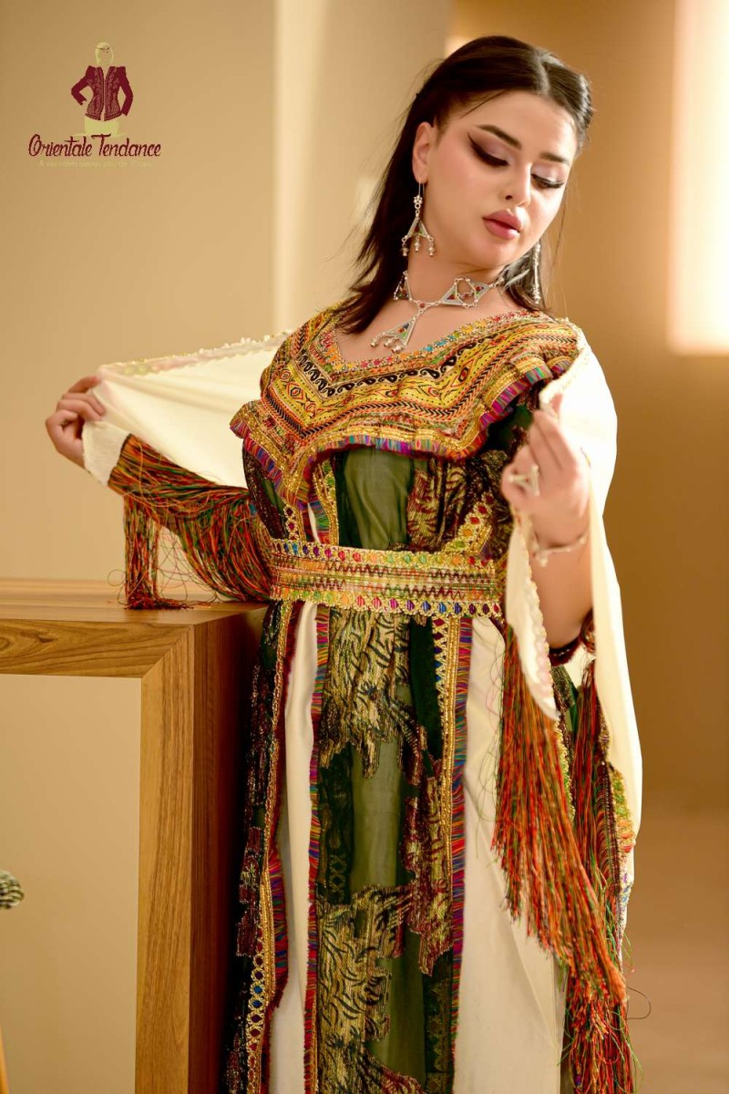 Robe Kabyle Nesrine traditionnelle, collection 2025