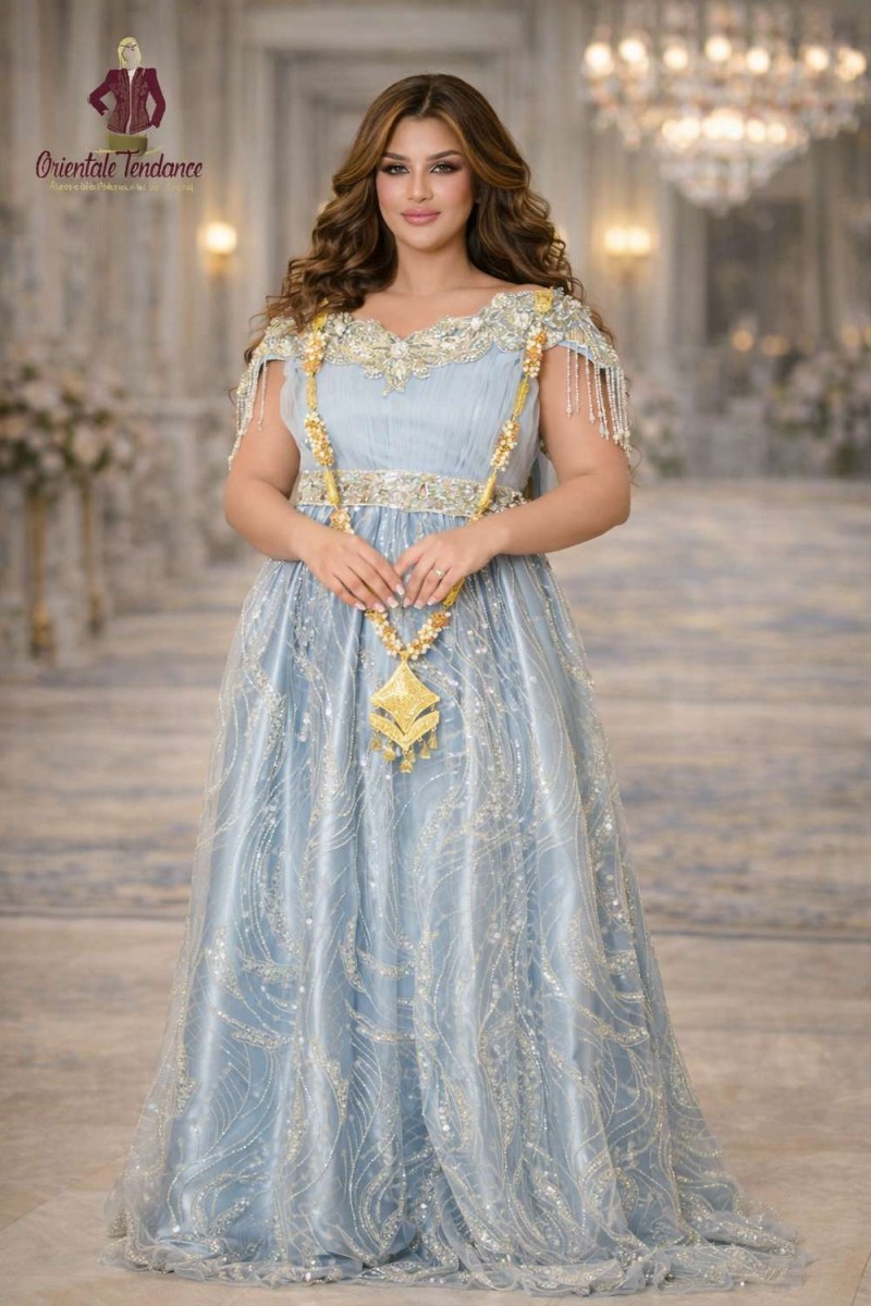 Blouza Maya traditionnelle tendance en satin, pour mariée.