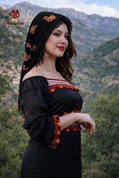 Foulard Kabyle Thiwiza en foulard collection 2026