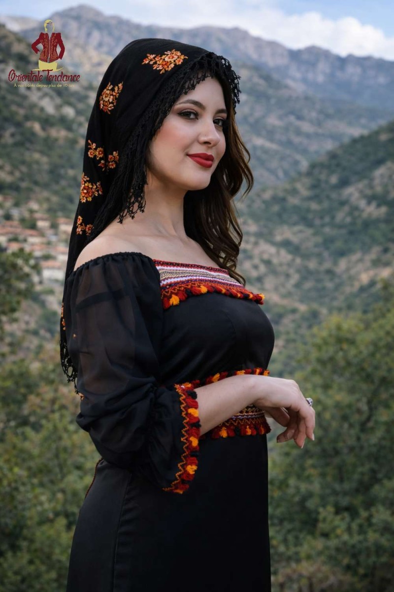 Foulard Kabyle Thiwiza en foulard collection 2026