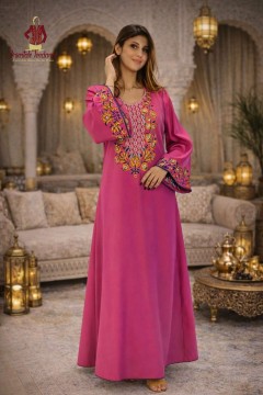 Gandoura Luxe Inspiration Caftan élégante en satin Gandoura Luxe Inspiration Caftan élégante en satin