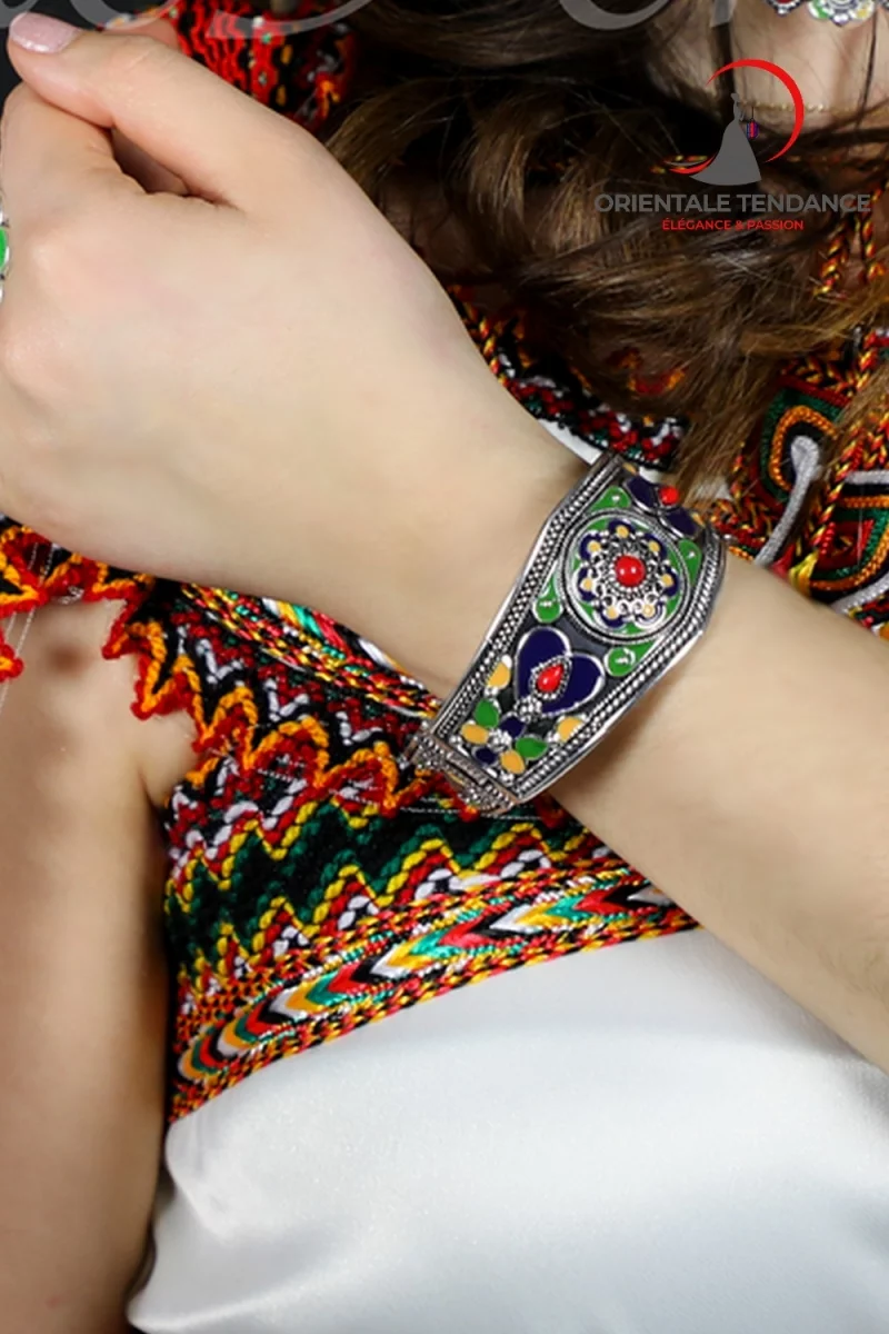 A Beautiful Heavy Antique Silver Bracelet Beni Yenni, Kabyle, Kabylia,  Algerian - Etsy